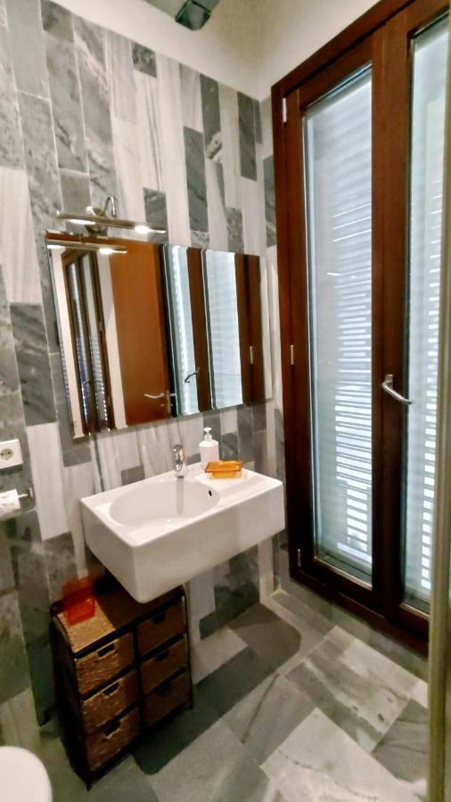 Selecta Elegante Apartamento Con Patio En Centro Historico Sevilla Exteriör bild
